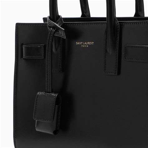 Guida alle taglie della borsa Sac De Jour di Saint Laurent